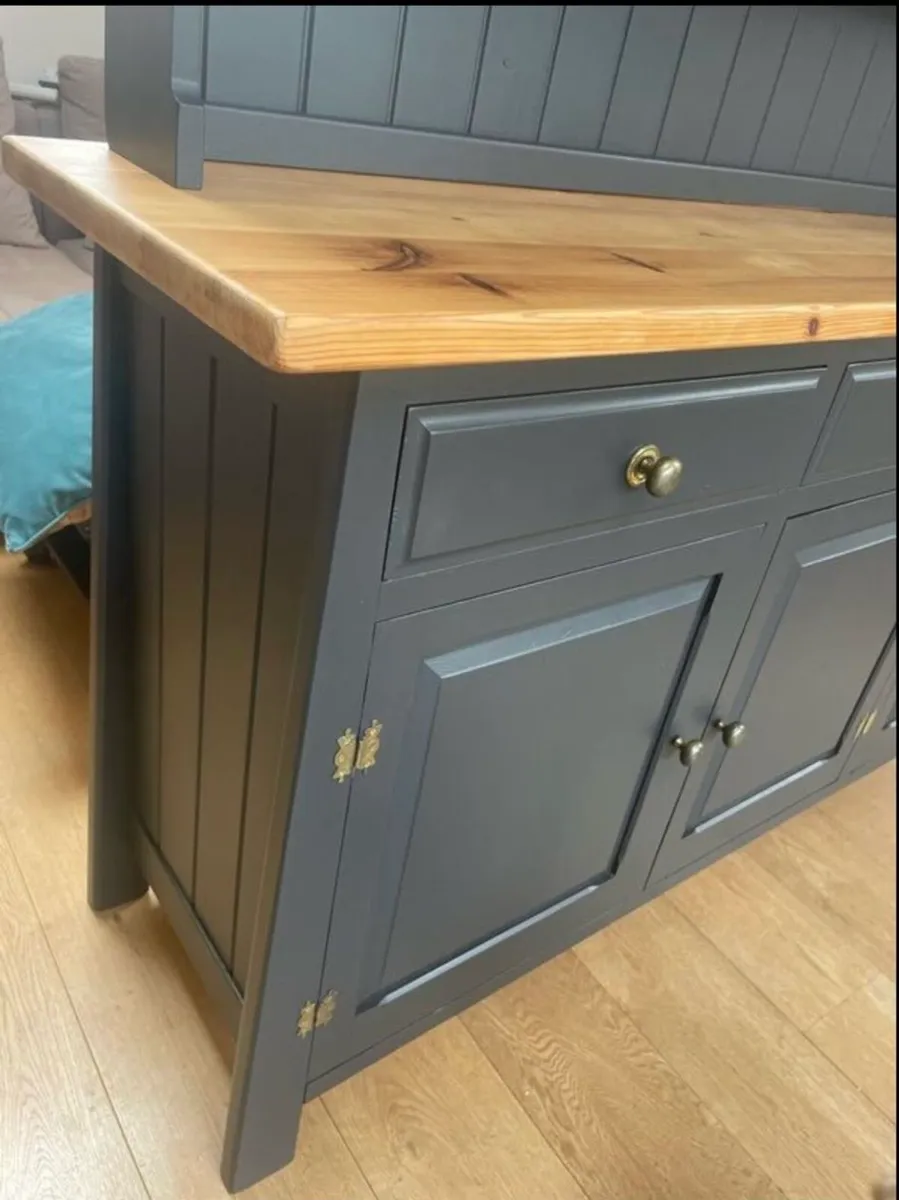 Kitchen dresser - Image 3