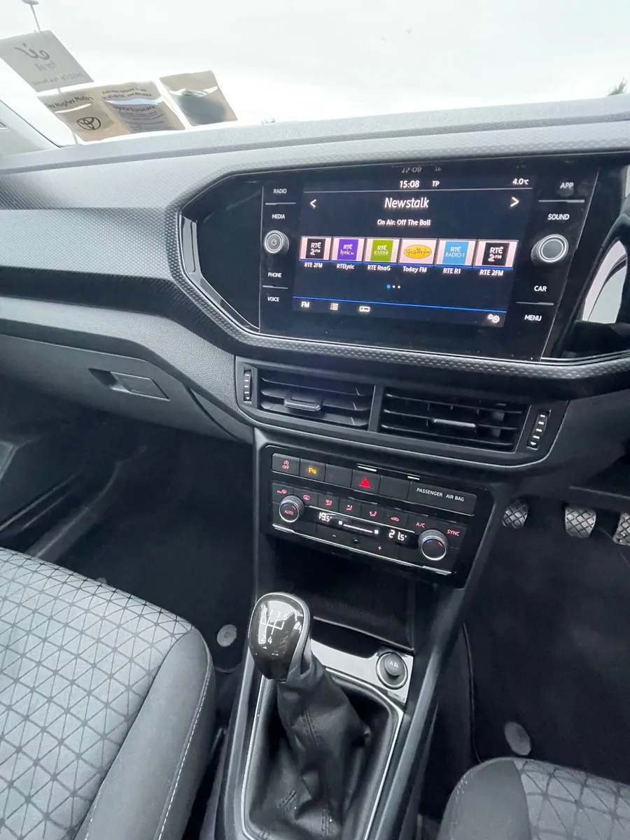 Volkswagen T-Cross 2019      45000Km - Image 4