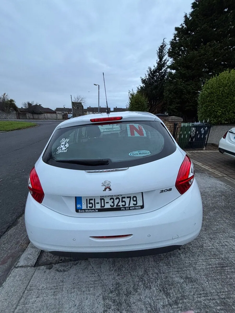 peugeot 208 - Image 2