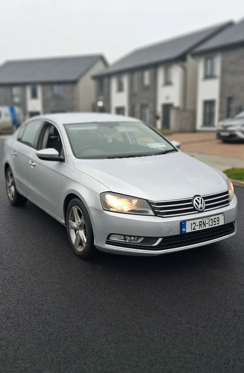 2012 volkswagon passat nct and tax - Image 2