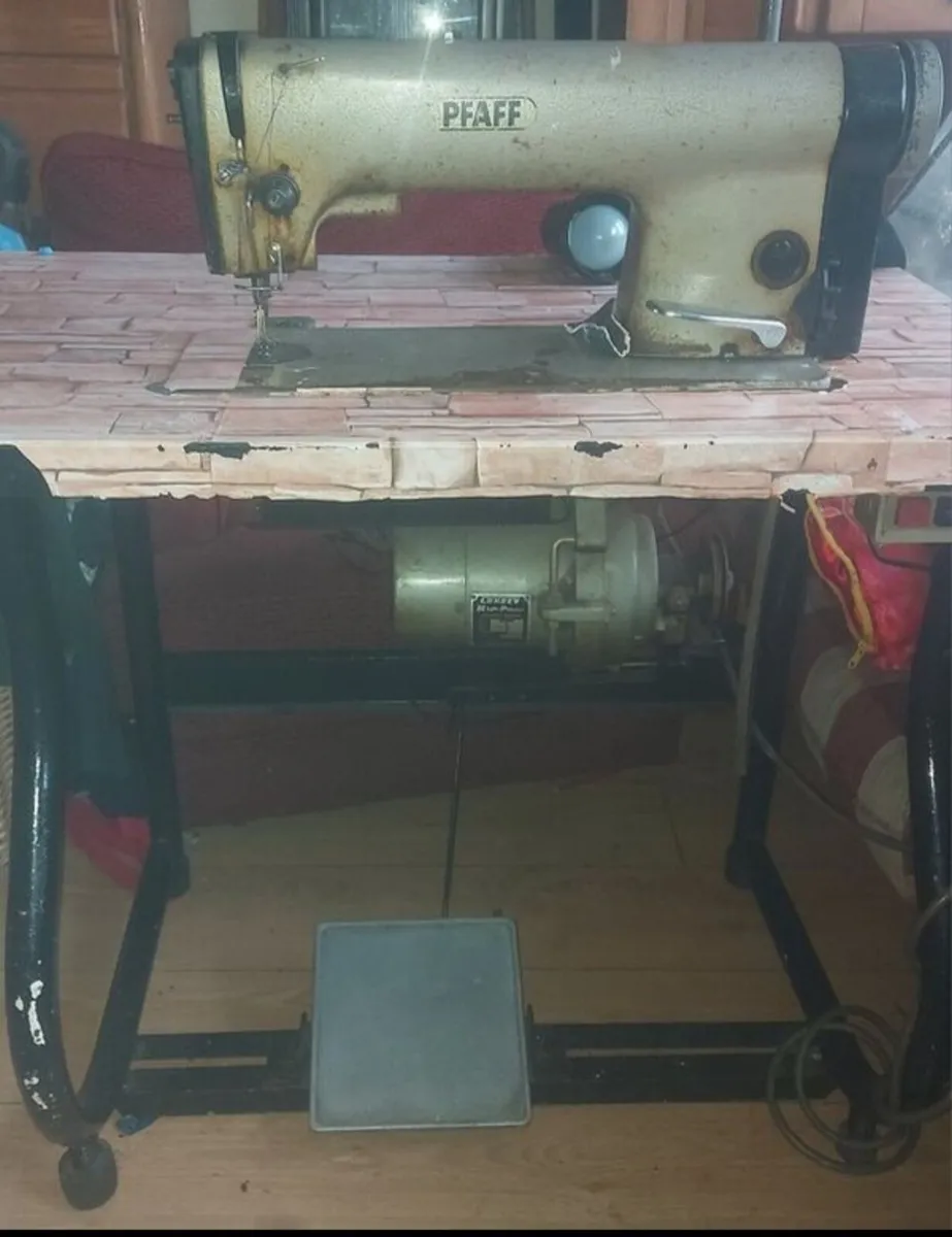 Pfaff sewing machine - Image 2
