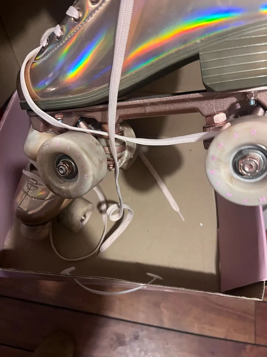 Impala boot skates - Image 4