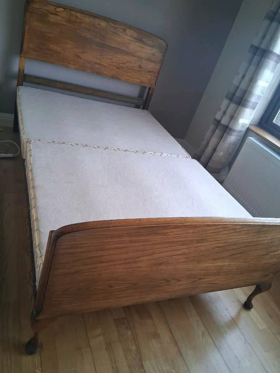 Antique 4 foot bed - Image 2