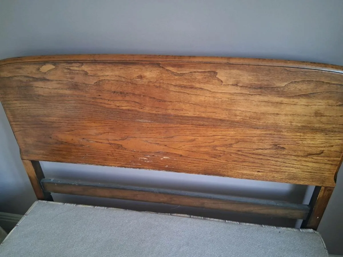 Antique 4 foot bed - Image 4