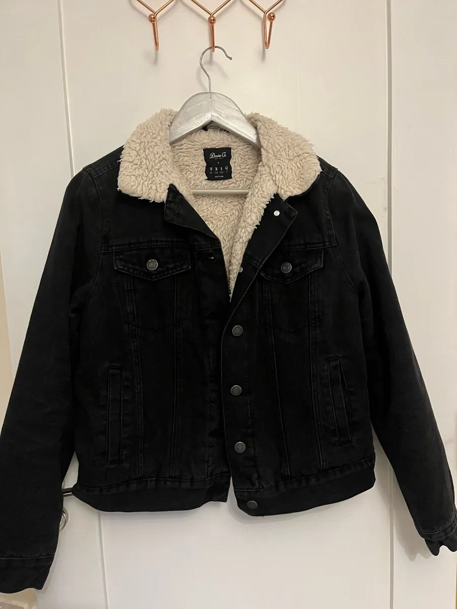 Denim warm jacket fur lined collar - Image 1