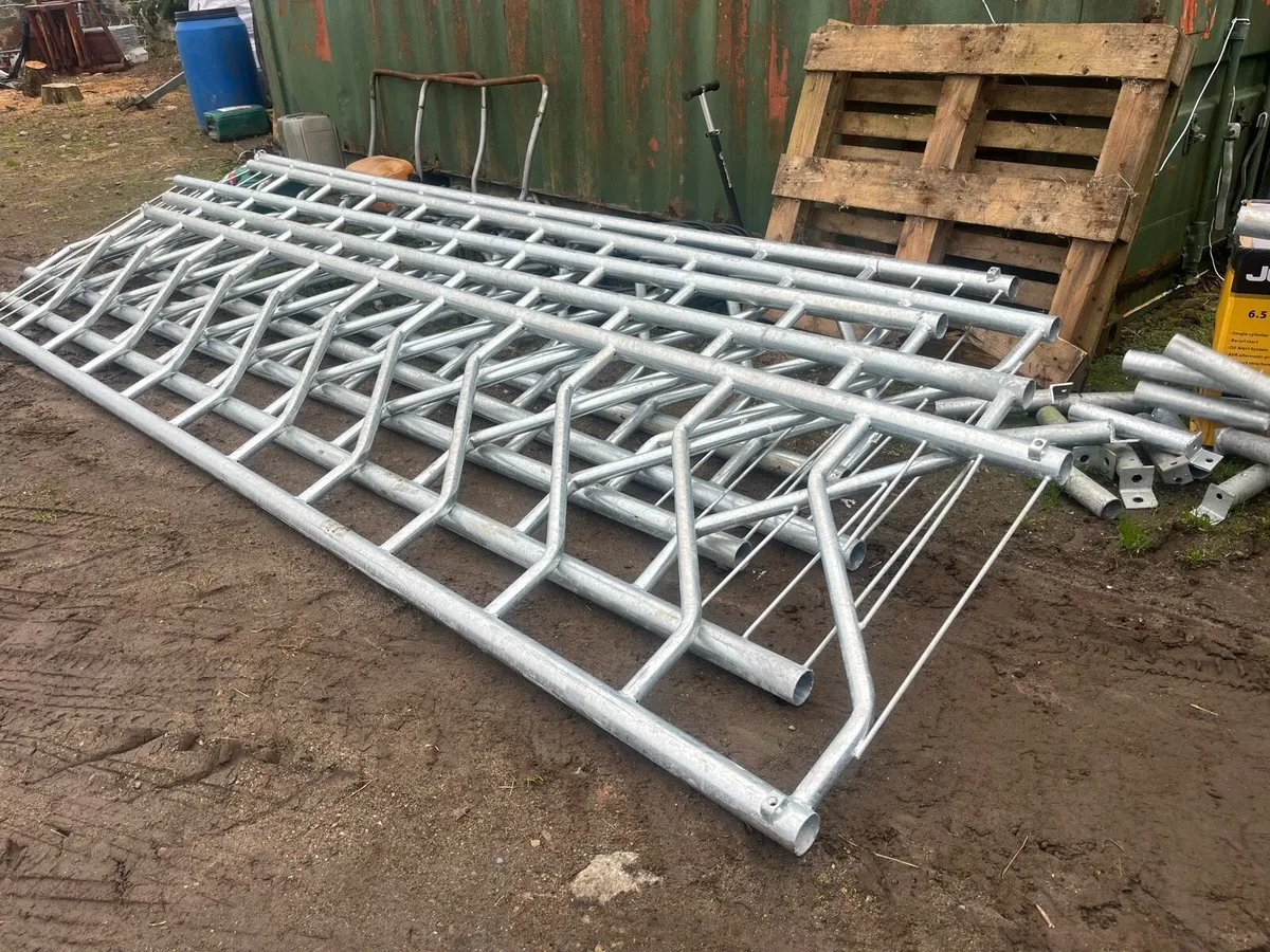 Farming equipment - Image 1