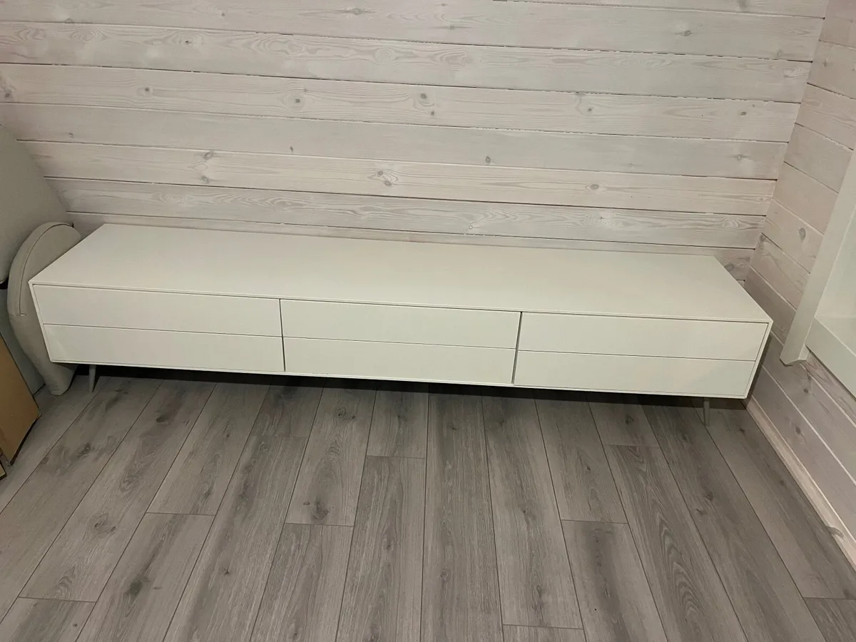 BoConcept TV unit - Image 3