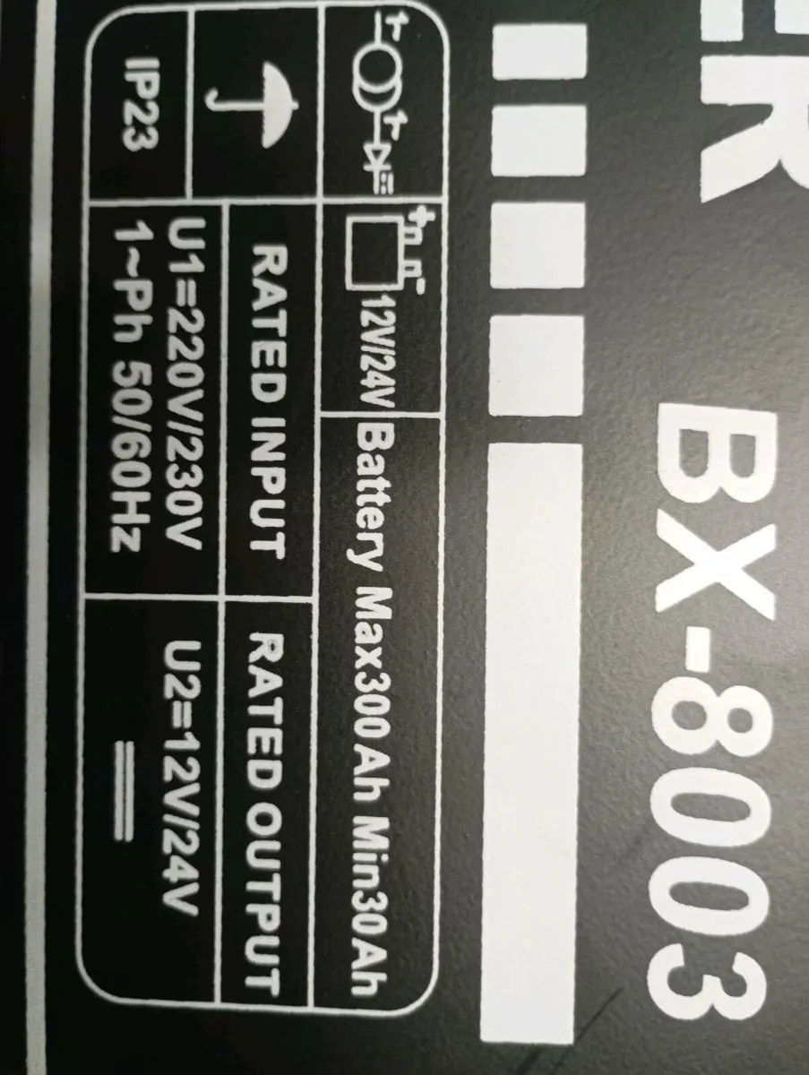 300 Amp boxer 12/24 volt booster charger - Image 3