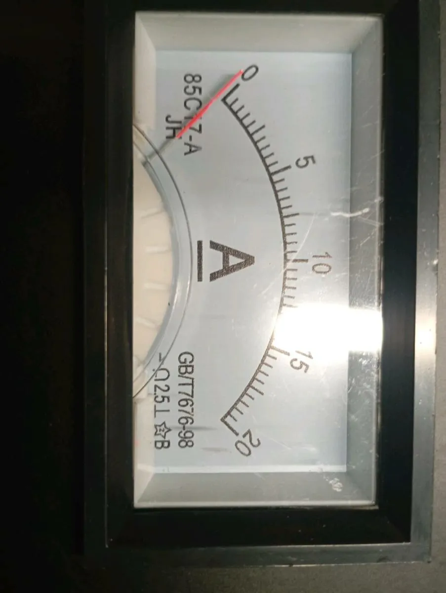 300 Amp boxer 12/24 volt booster charger - Image 4