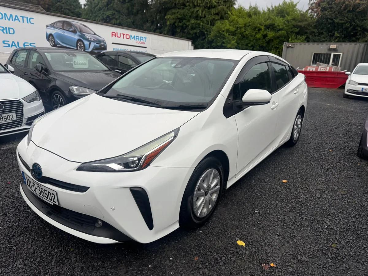 TOYOTA PRIUS 2022 TAXI PLATE AVAILABLE ON RENT - Image 3