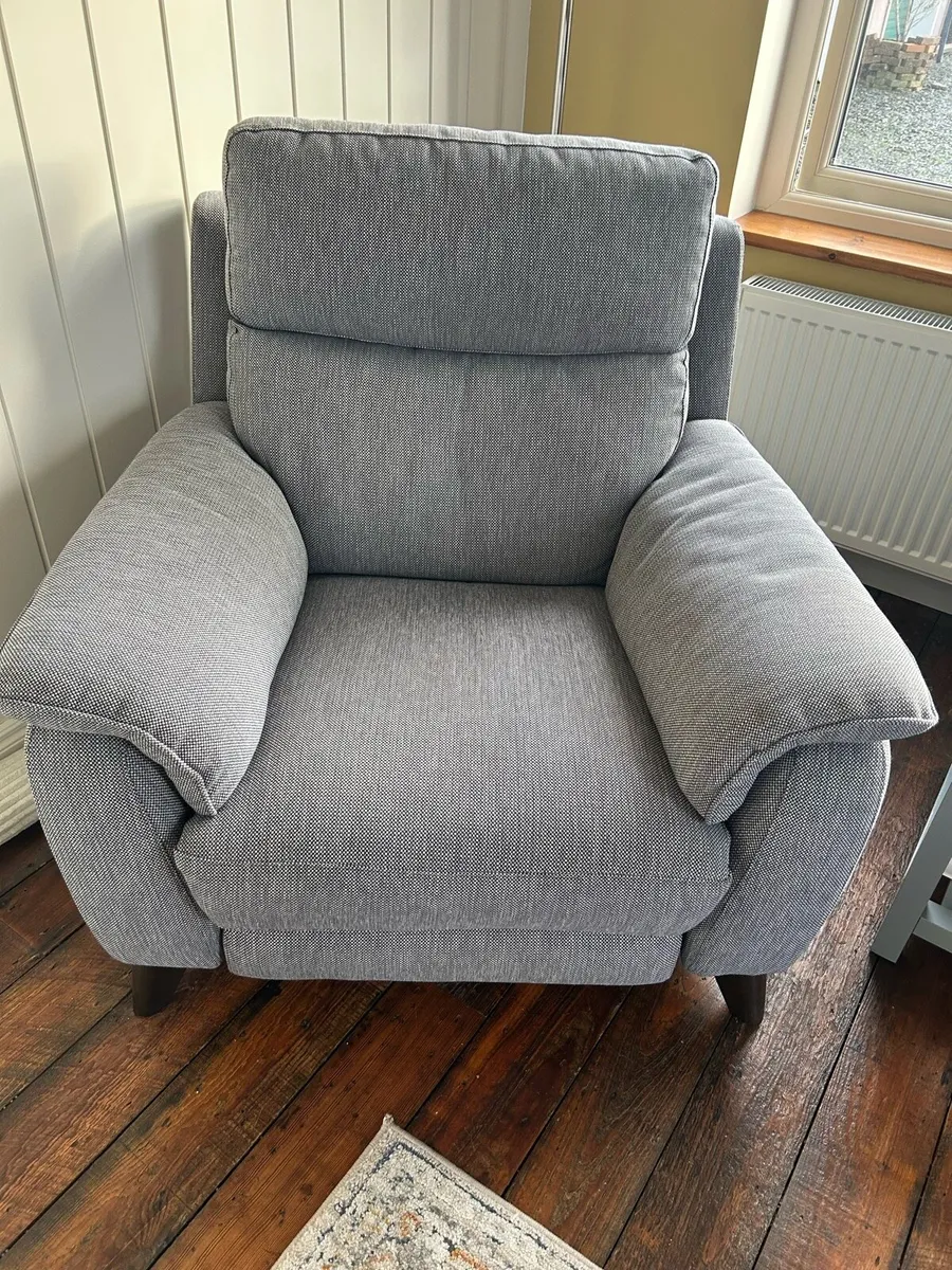 Recliner Armchairs - Image 4