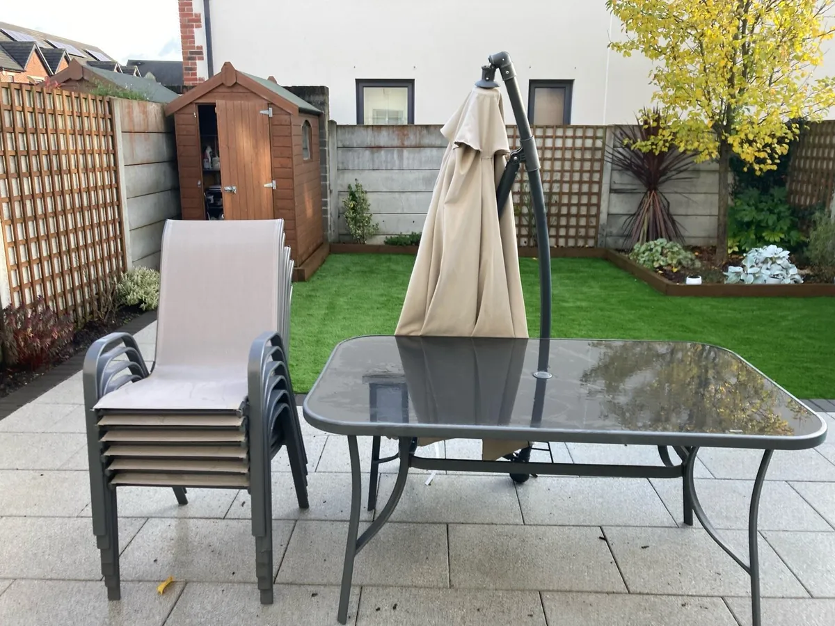 Patio forniture - Image 2