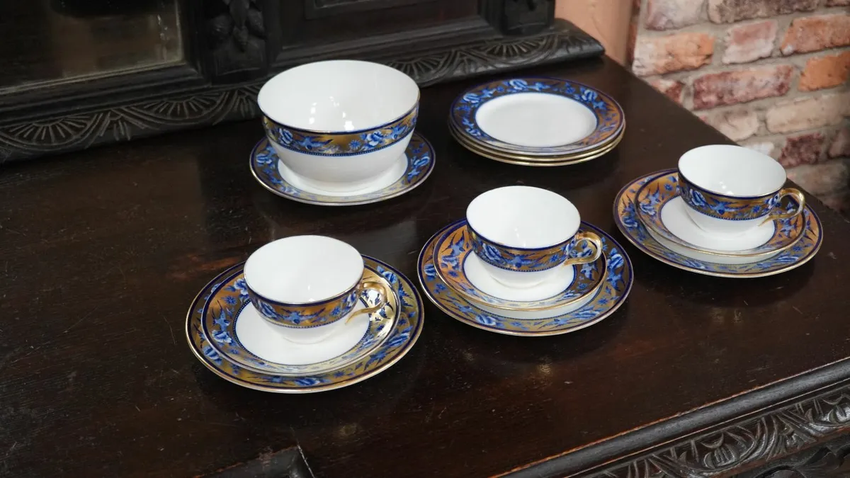 Shelley_Cobalt Swallows_14-Piece Tea Set c. 1910s - Image 1
