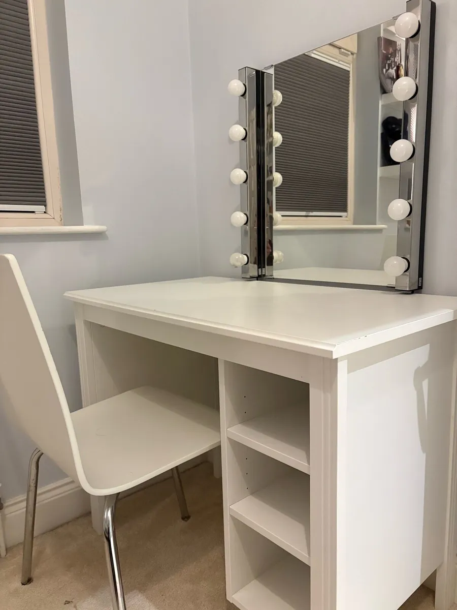 Vanity mirror table and chair - Image 1