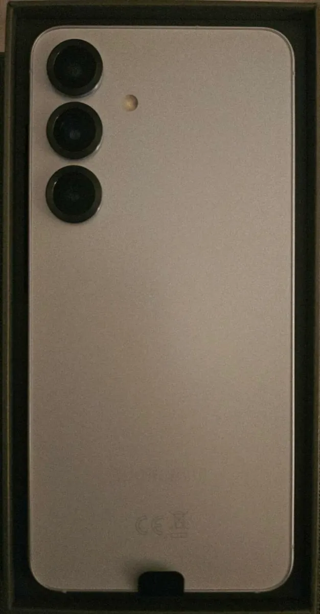 SAMSUNG S25 256 GB - Image 4