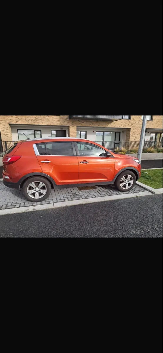 Kia sportage 2.0L 2014 - Image 2