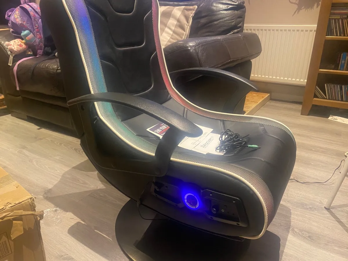 X Rocker Gaming Chair - Image 3