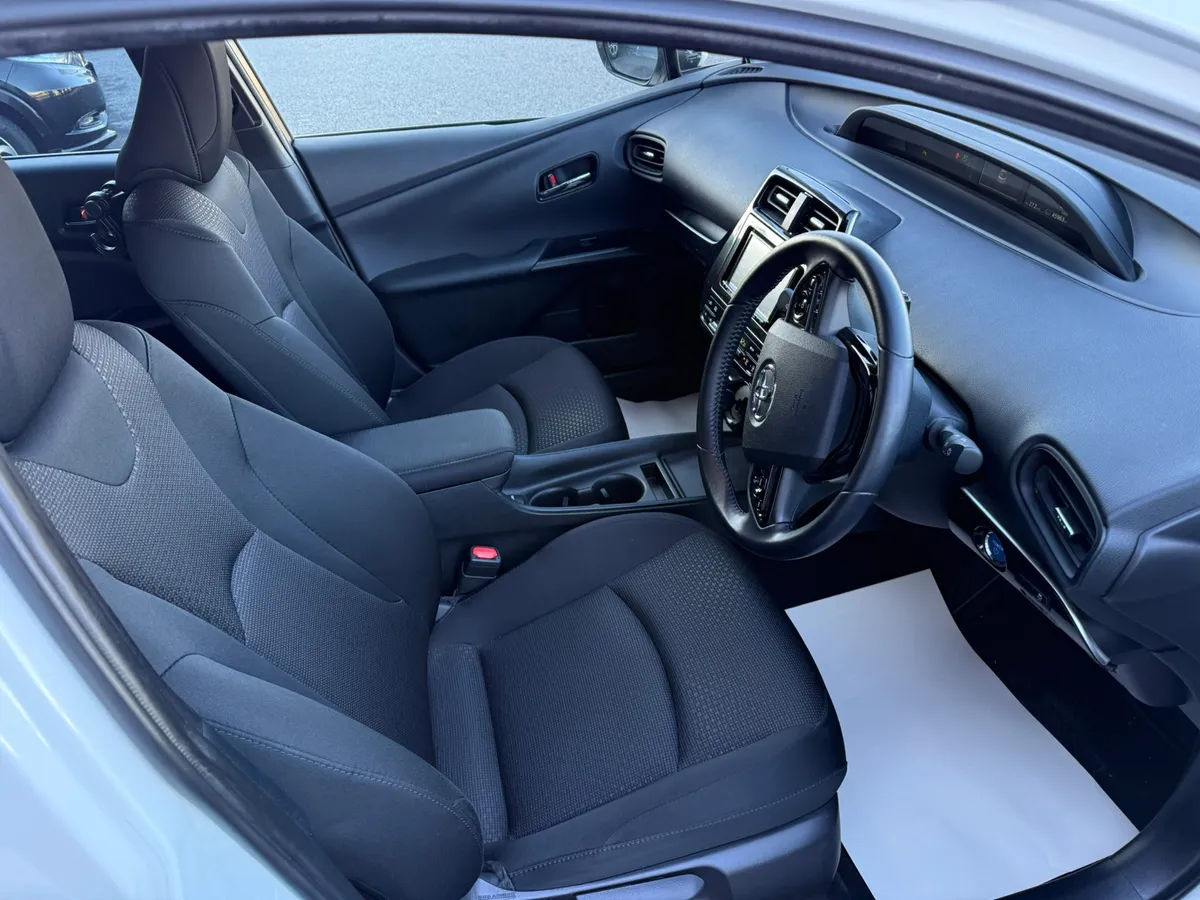 2022 Toyota Prius 1.8 Hybrid Auto,27k Miles Only - Image 4