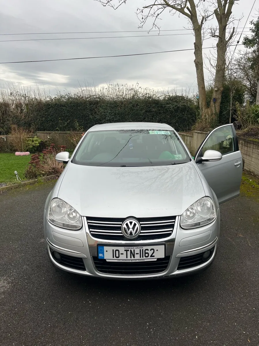 Volkswagon Jetta - Image 2