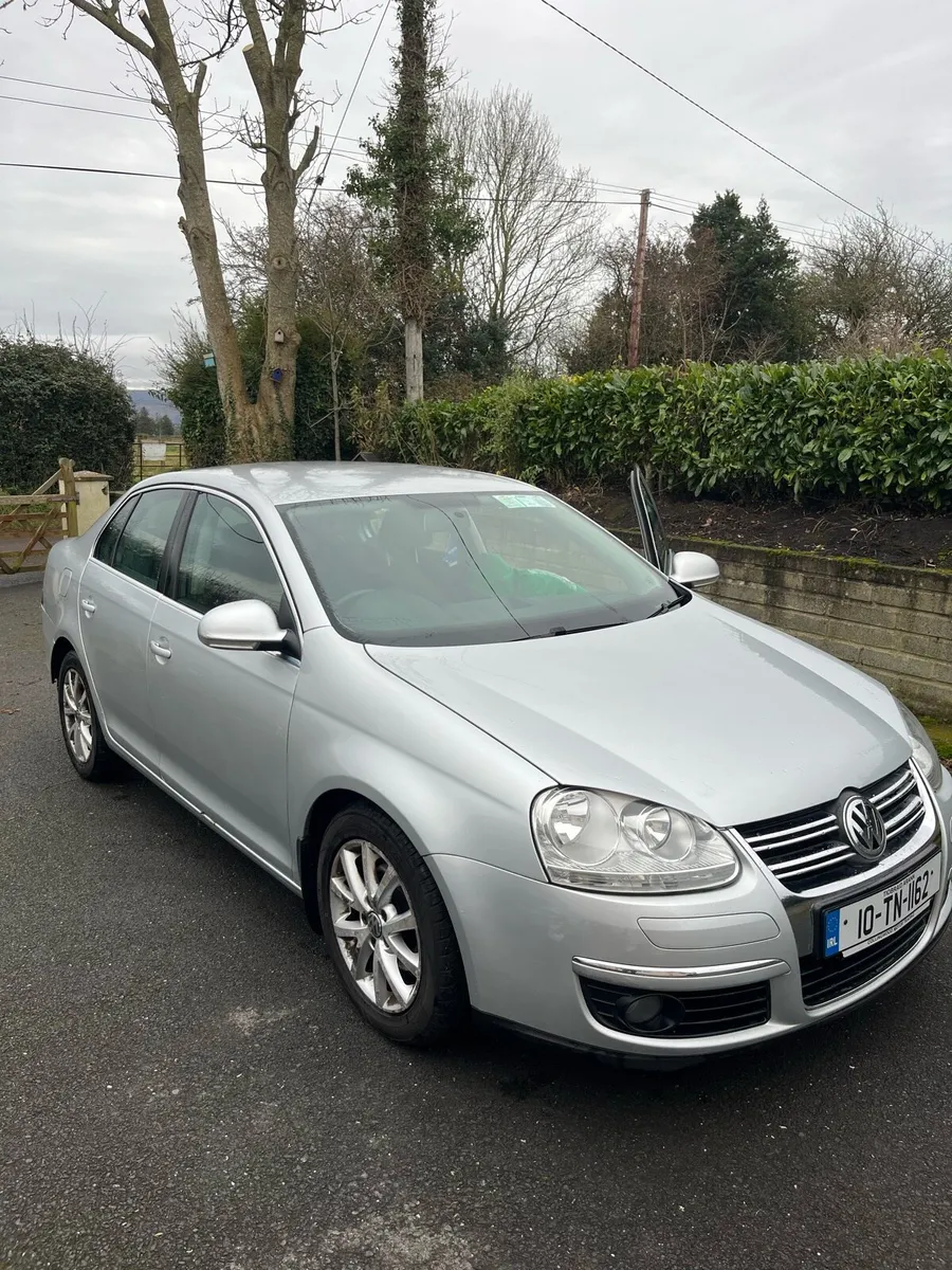 Volkswagon Jetta - Image 3