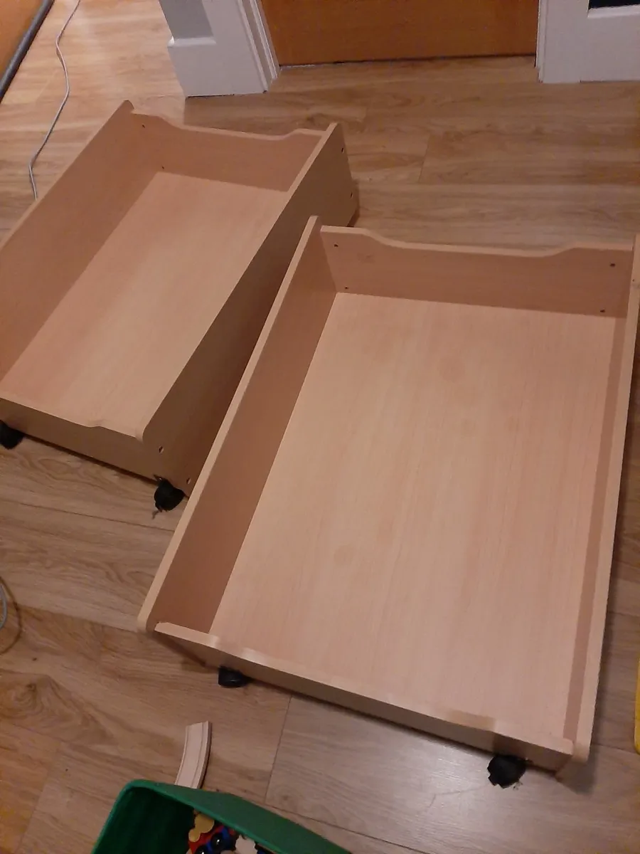 Train Track table set with two drawers and accesso - Image 2