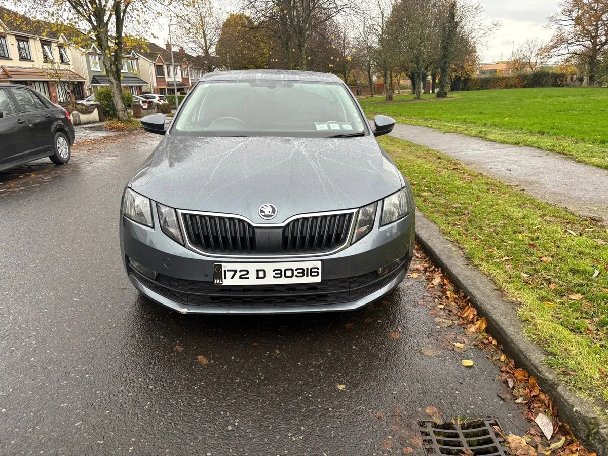 Skoda Octavia low mileage - Image 1