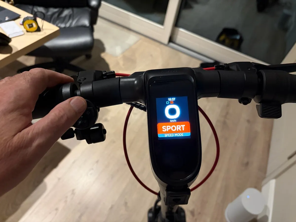 Electric Scooter - Image 4