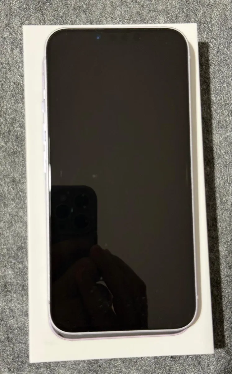 iPhone14 128GB Purple Excellent Condition Unlocked - Image 2