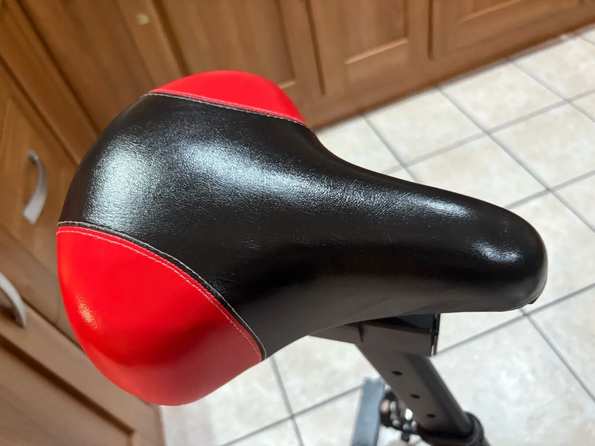 SPIN BIKE, ADJUSTABLE SADDLE, HANDLEBARS ETC. - Image 4