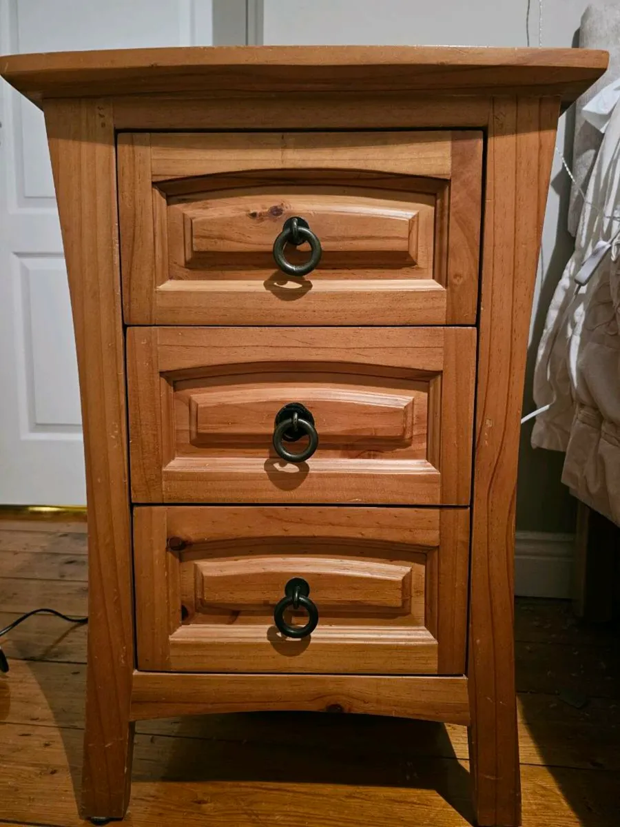 Bedside lockers - Image 1