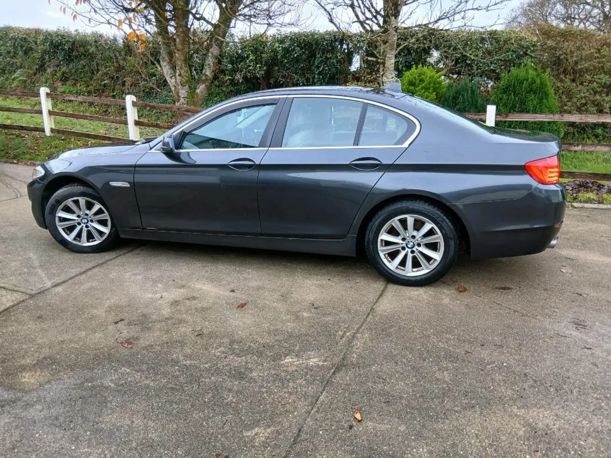 2010 BMW 520 D Atomatic - Image 1