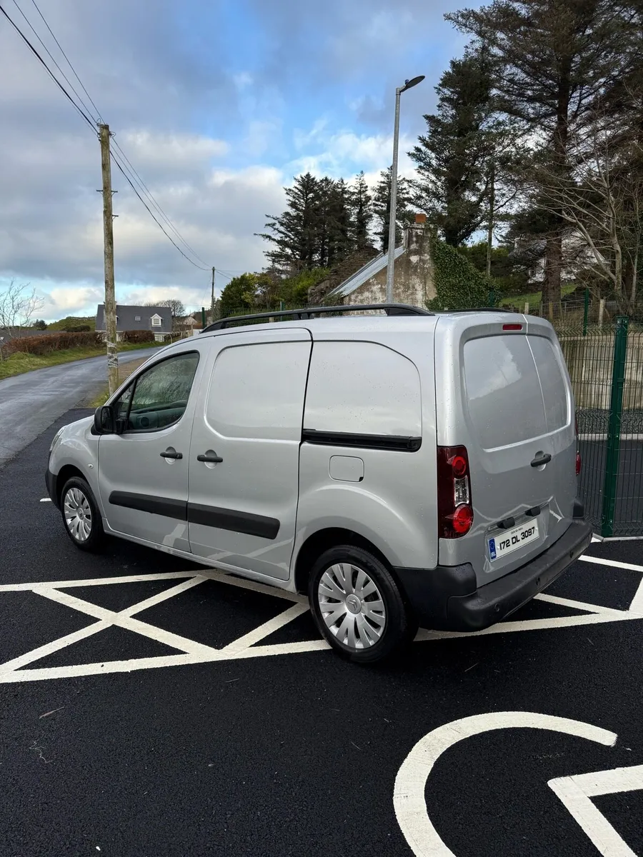 2017 Berlingo - Image 3