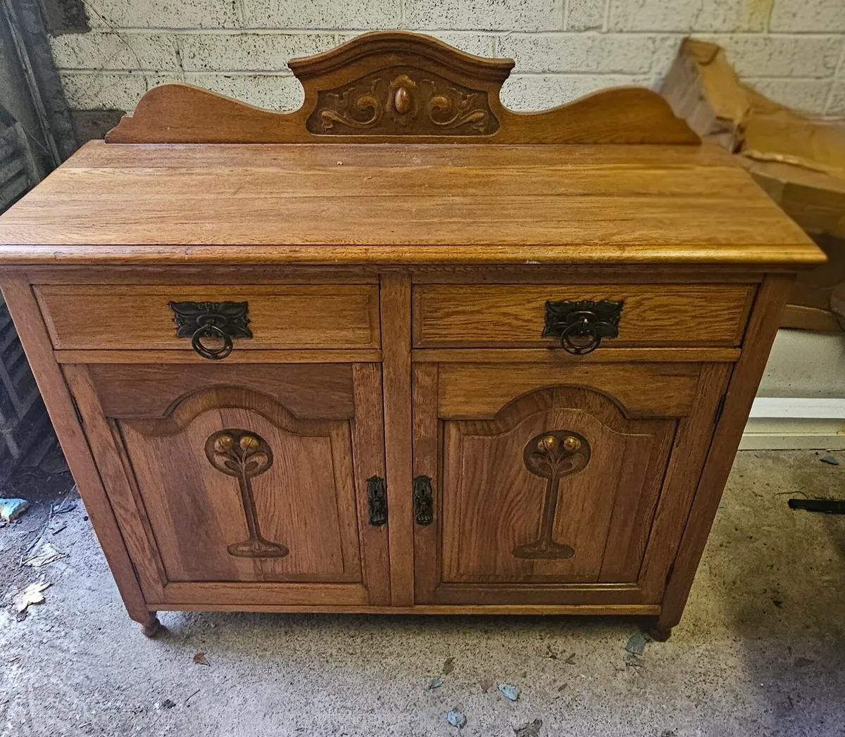 Art Nouveau sideboard - Image 1