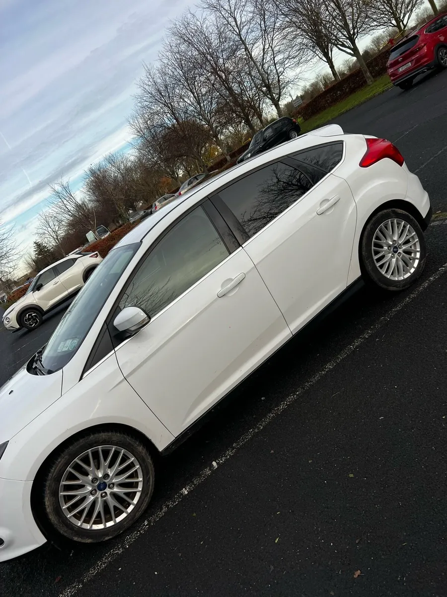 Ford Focus - Image 2