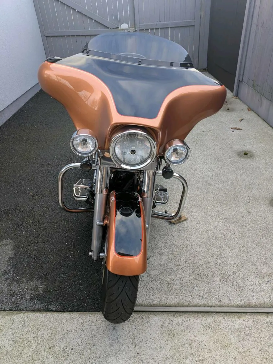 Harley Davidson Street Glide - Image 4