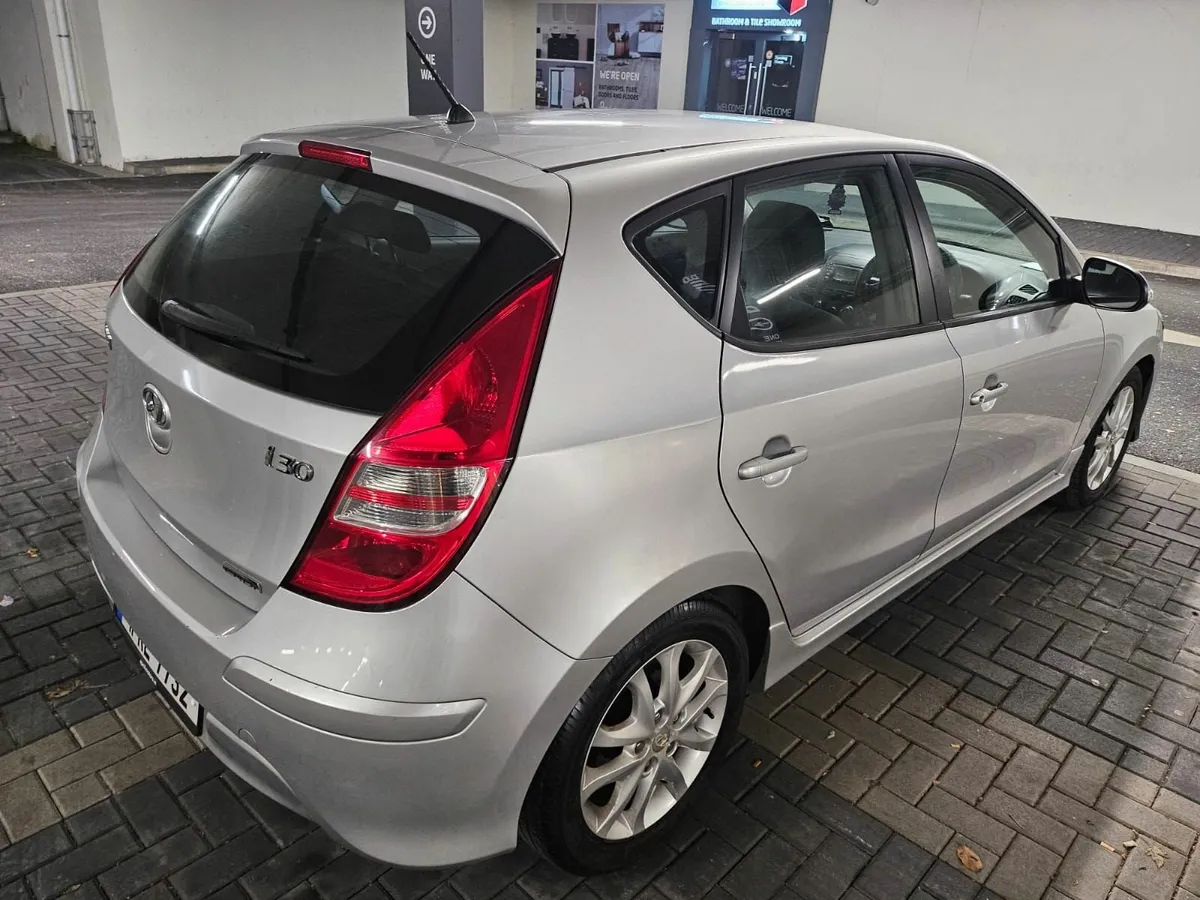 Hyundai i30  NCT 02/27 Excellent condition - Image 4