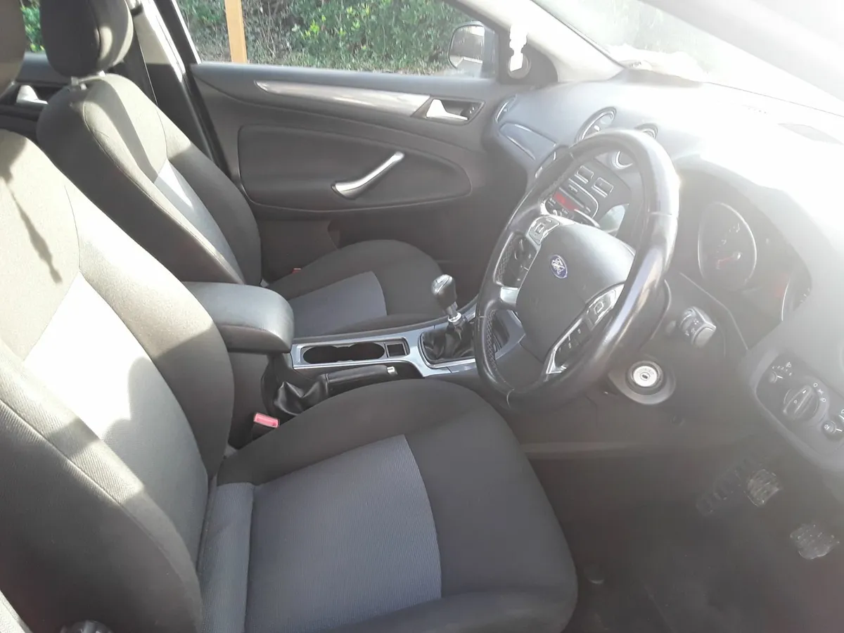 Ford Mondeo 2014 - Image 2