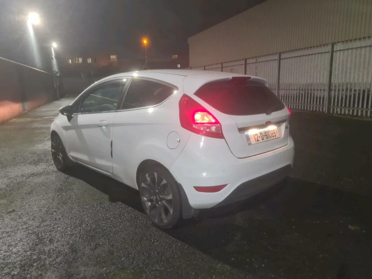 Ford fiesta 1.25 petrol nct 10/26 - Image 3