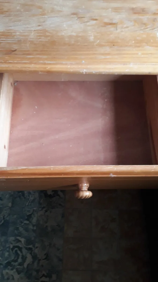 Bedroom Cabinets - Image 3