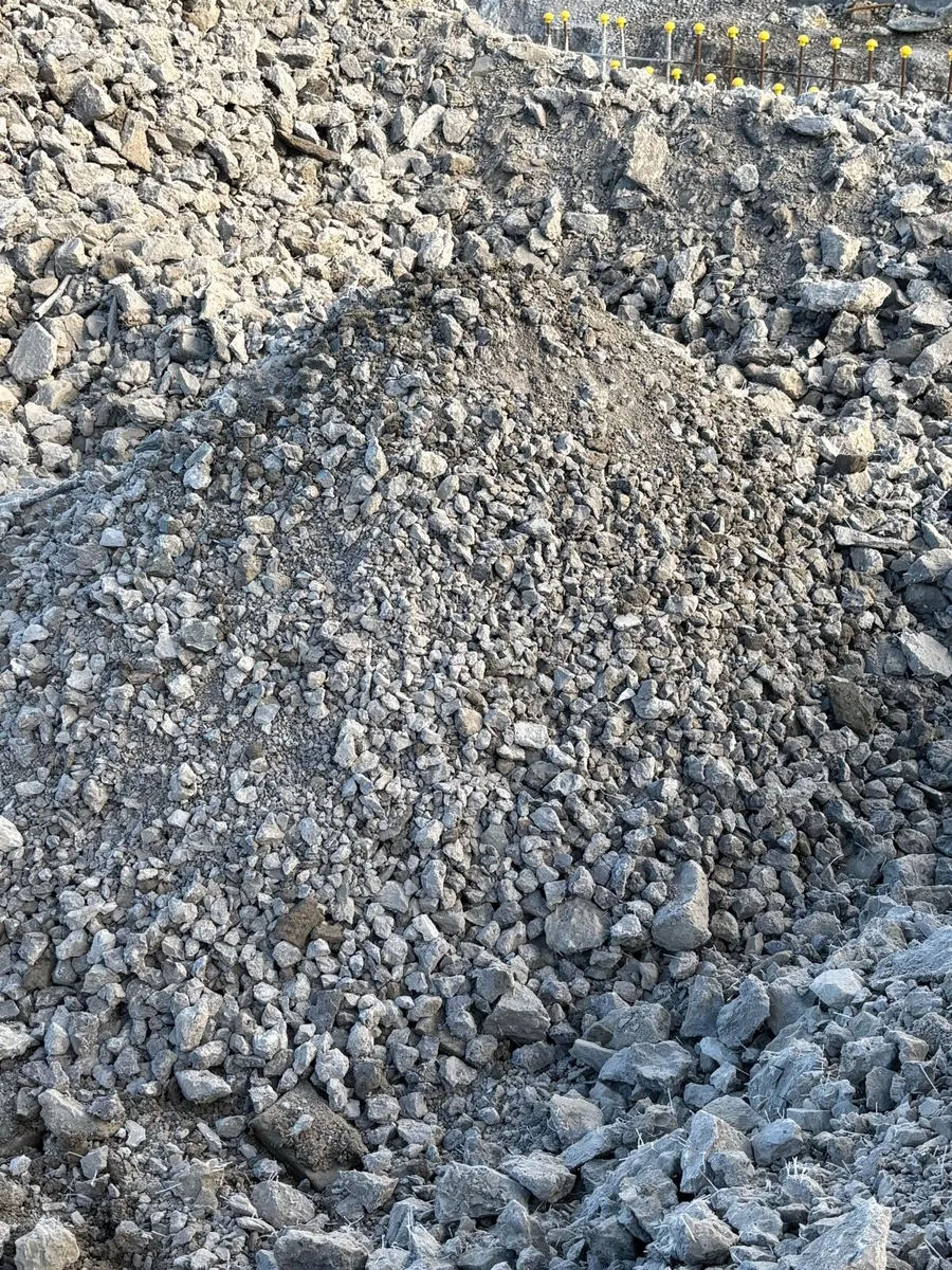 30 tonne jaw crusher hire - Image 4