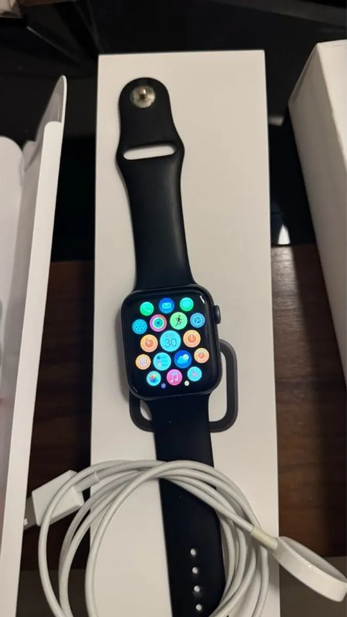 Apple Watch - Image 1