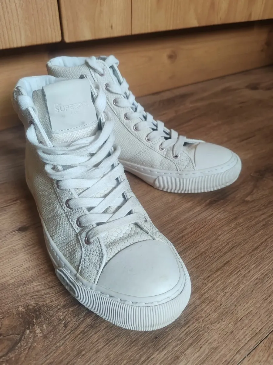 Superdry Hi-Tops/ Runners - Image 1