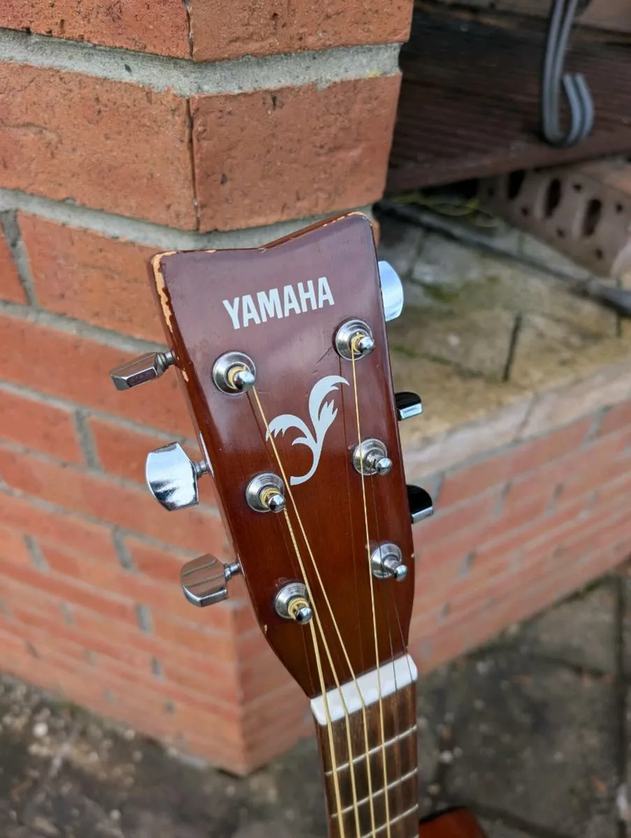 Yamaha F310 Acoustic Guitar - Image 3