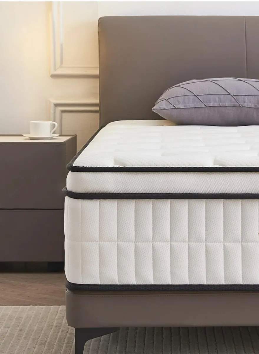 4FT6 Double Mattress, 10.2 INCH Double Bed Mattres - Image 4
