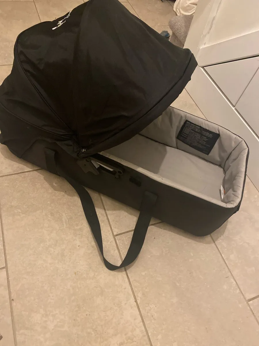 Carrycot baby - Image 1