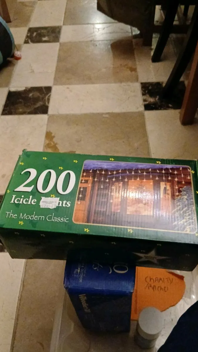 Christmas lights (x8 sets) - Image 2