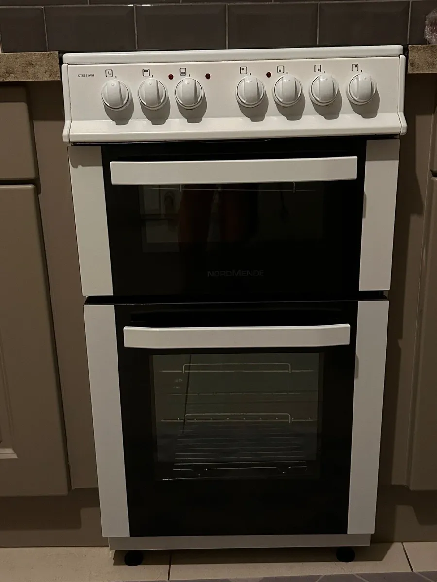 Free standing 50cm cooker - Image 1