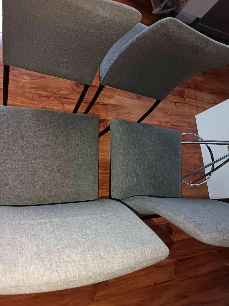 Red leather Sofa - Image 4