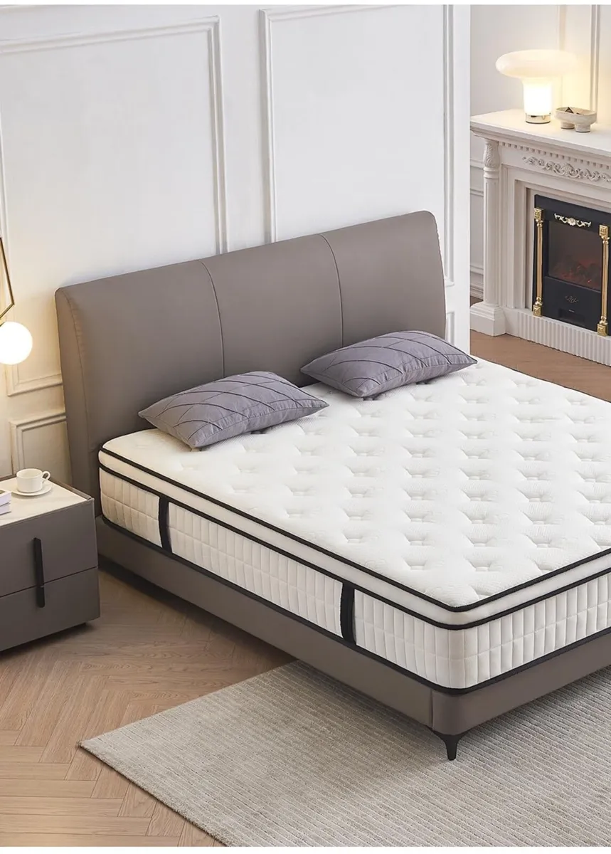 King Memory Foam Sprung Mattress, Medium Firm 5FT - Image 4