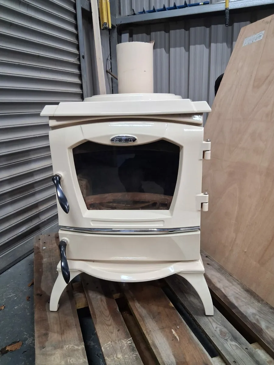 Stanley lismore stove - Image 1